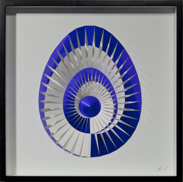 'Singula' paper sculpture by LetovBarski 'Singula' paper sculpture by LetovBarski