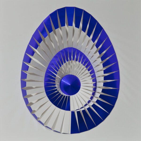 'Singula' paper sculpture by LetovBarski 'Singula' paper sculpture by LetovBarski