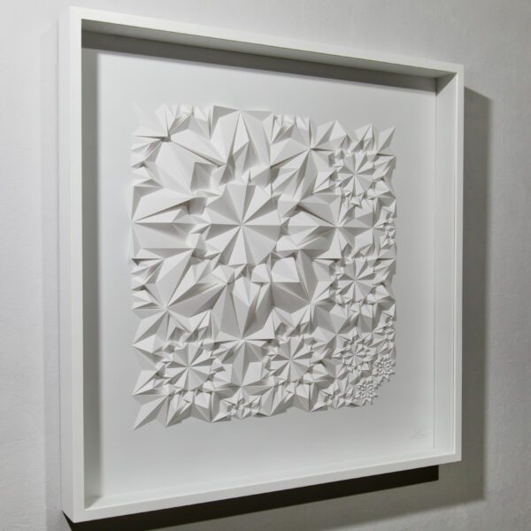 'Mirrion' paper sculpture by LetovBarski 'Mirrion' paper sculpture by LetovBarski